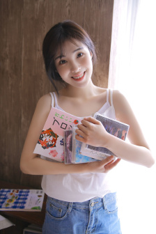 成熟中老年女性高级感图片